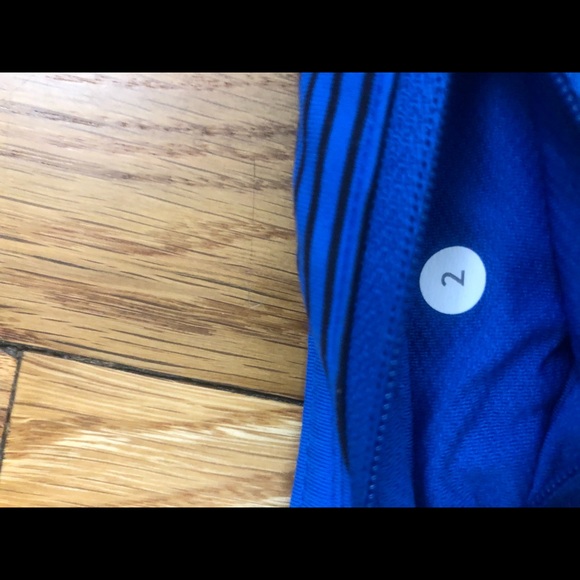 Lululemon Crop Leggings - Picture 4 of 6